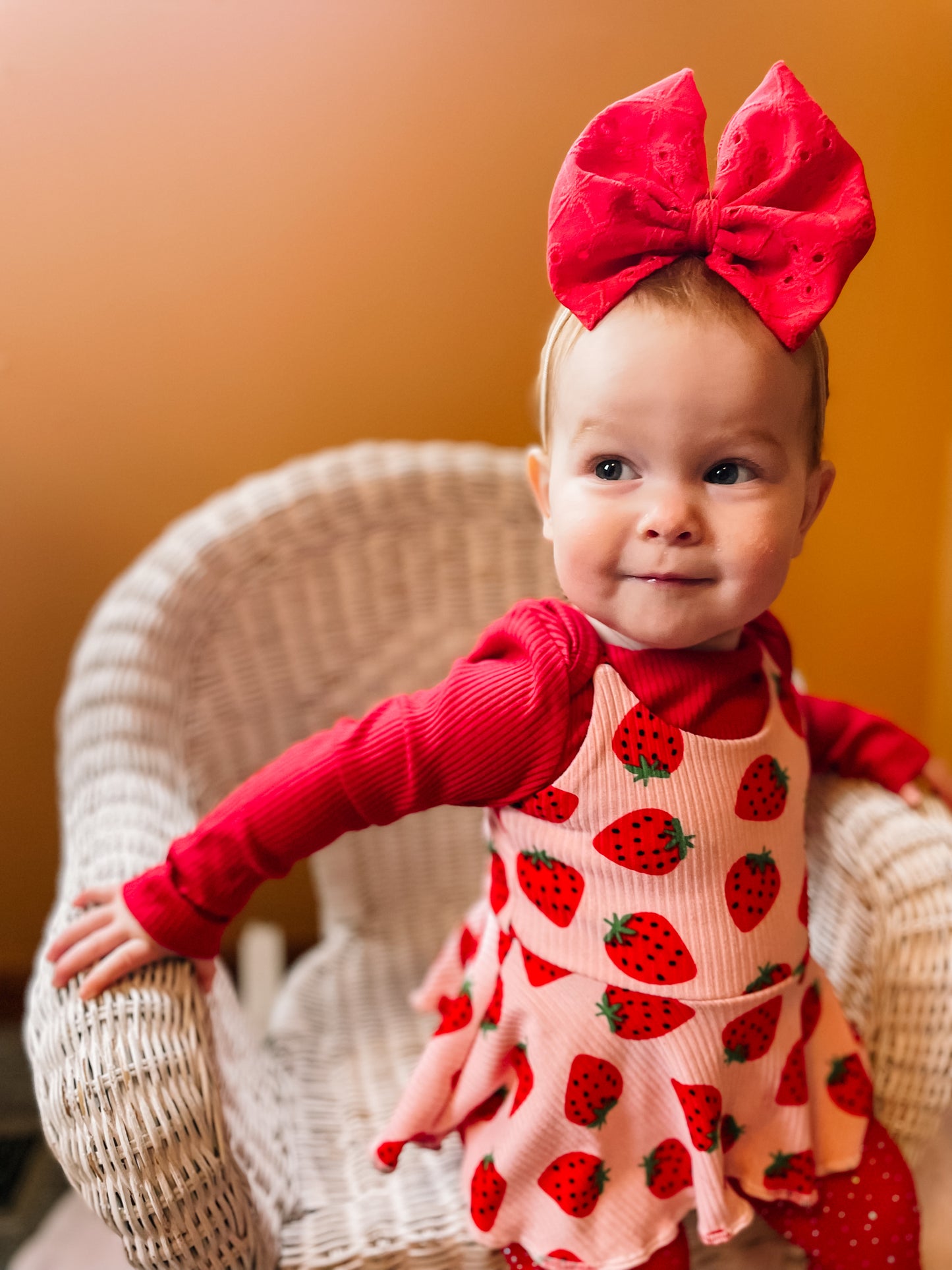 Red Eyelet
