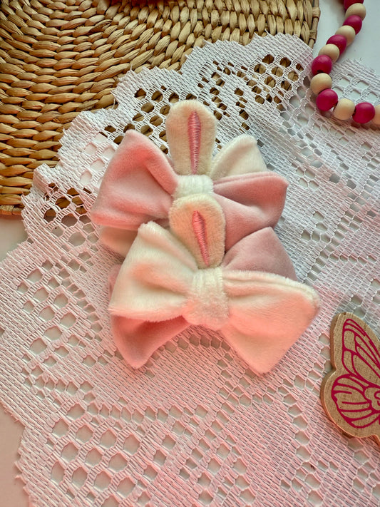 CrissCrossPig: Plushy Bunny