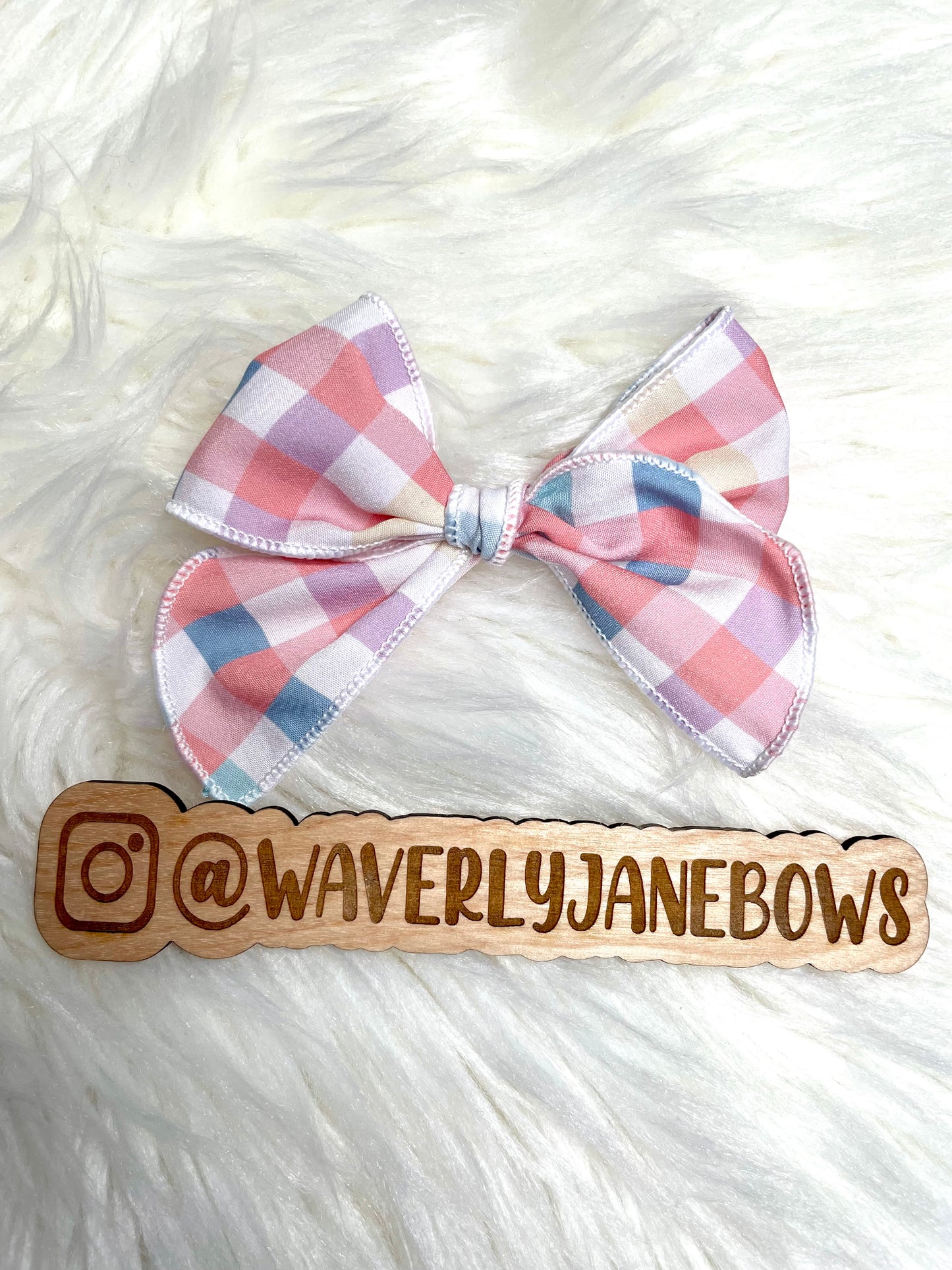 Multicolored Plaid Fable Bow